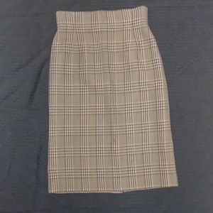 High waisted plaid skirt